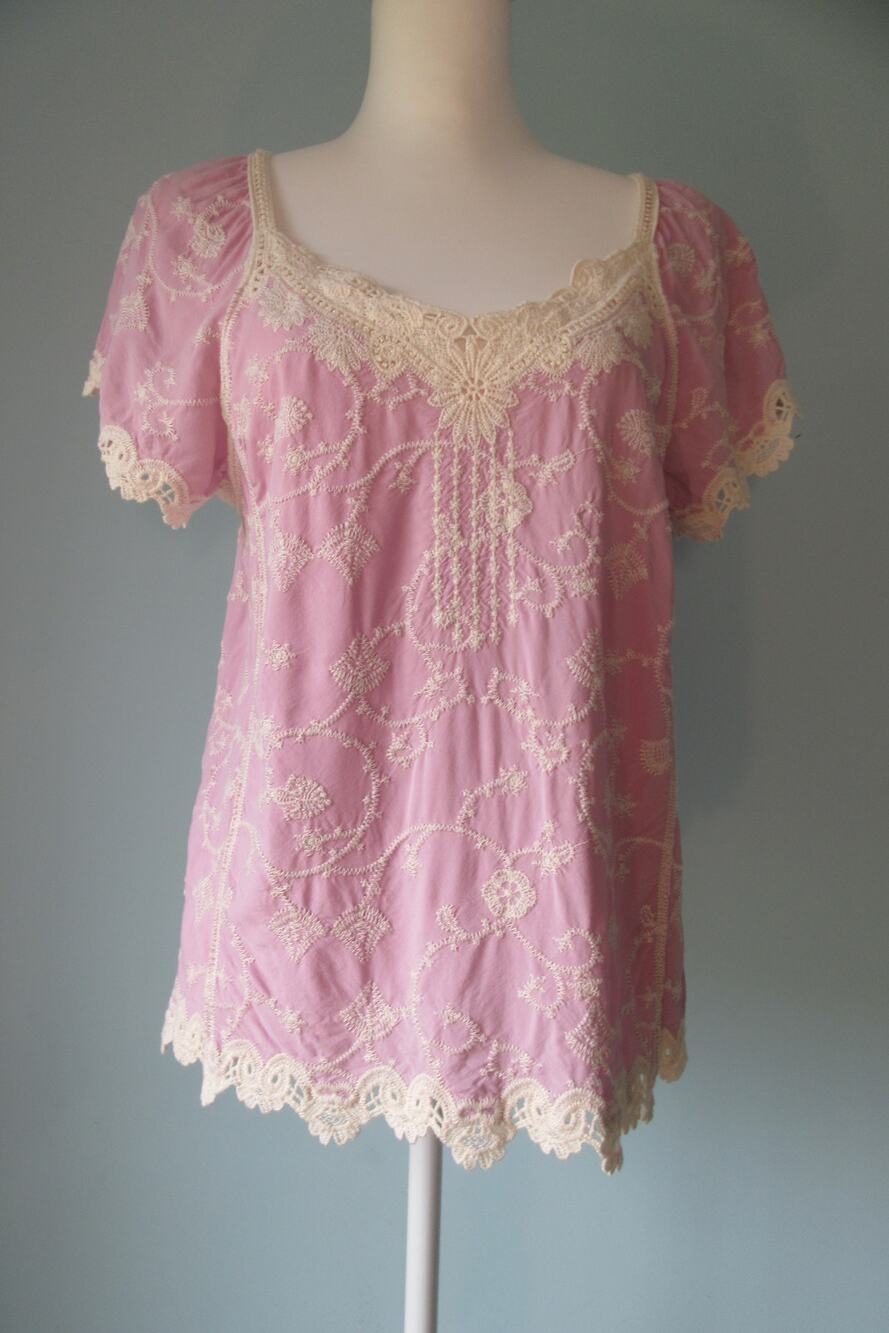 Democracy Eyelet Embroidered Lace Crochet Light Purple Top Womens S BOHO Peasant